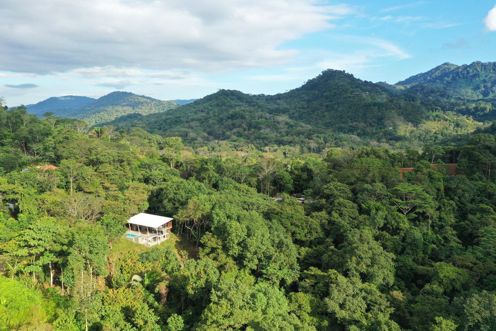 Casa Ramas — residential in Uvita