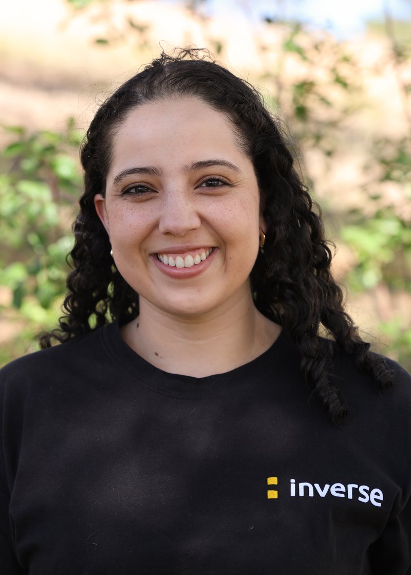 Lucía Flores